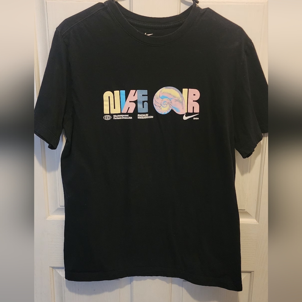Nike Air Black T-Shirt Multi Color Shell Size Medium